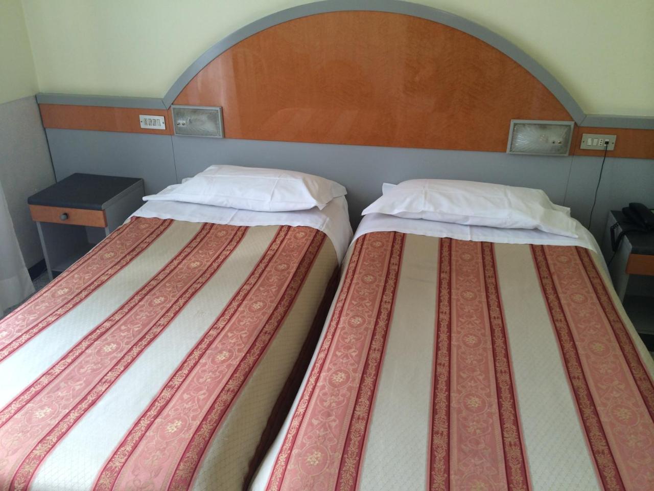 Hotel Mazzini Letojanni Extérieur photo