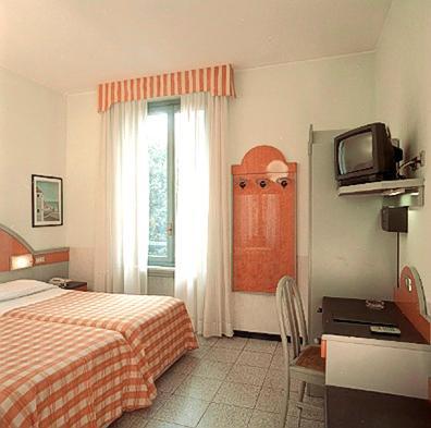 Hotel Mazzini Letojanni Extérieur photo